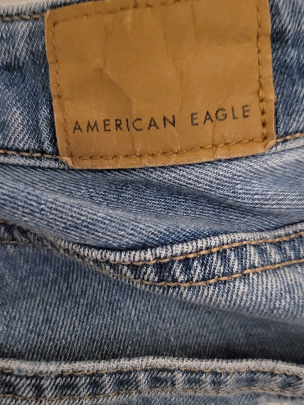 Womens American Eagle Jeans Mom Fit